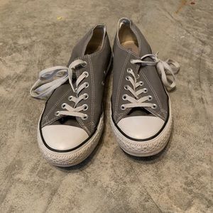 Converses (Gray)